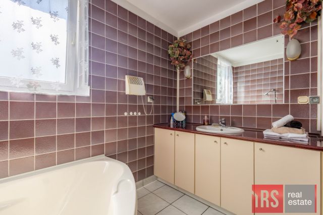 dom wolnostojący, 4 pokoje Laski. Zdjęcie 15