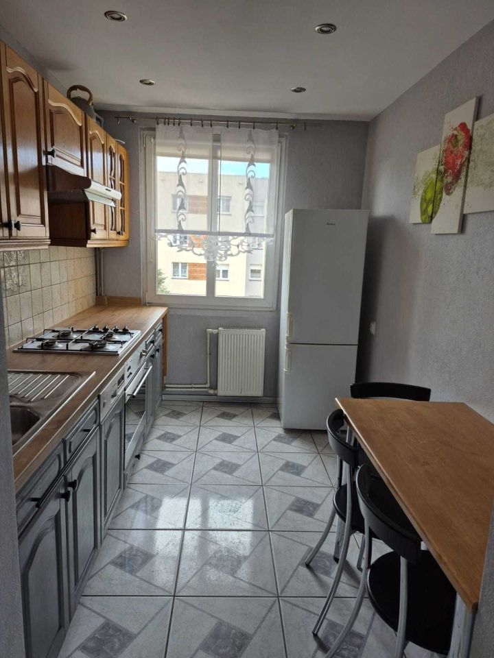 Mieszkanie 3-pokojowe Żary, ul. Henryka Wieniawskiego. Zdjęcie 4