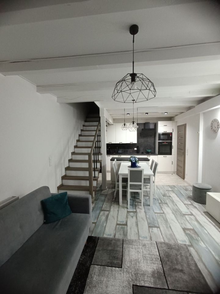 dom szeregowy Paproć. Zdjęcie 1