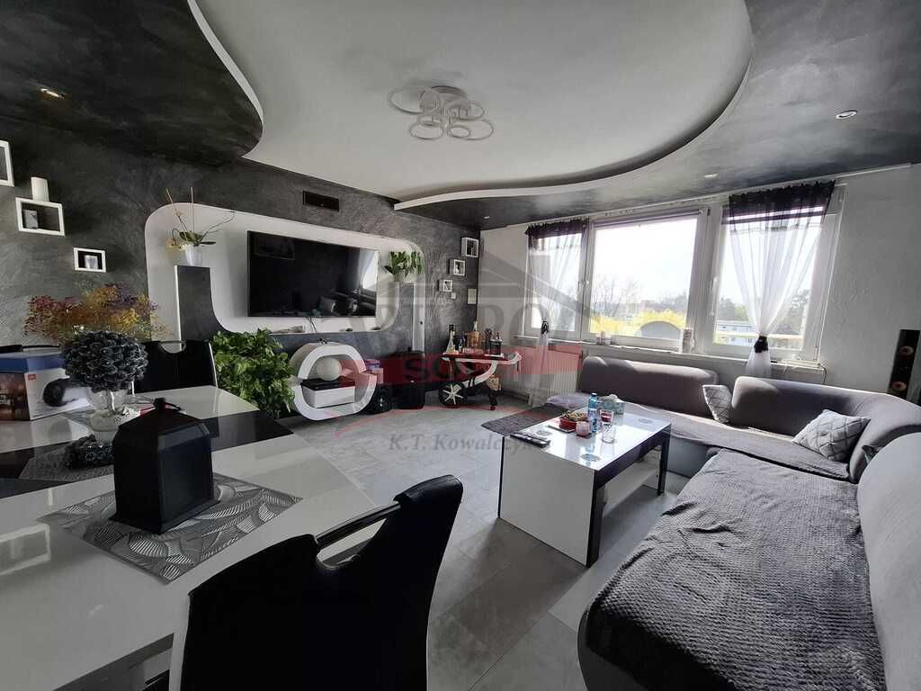 Mieszkanie 4-pokojowe Ozimek, ul. Juliusza Słowackiego. Zdjęcie 3