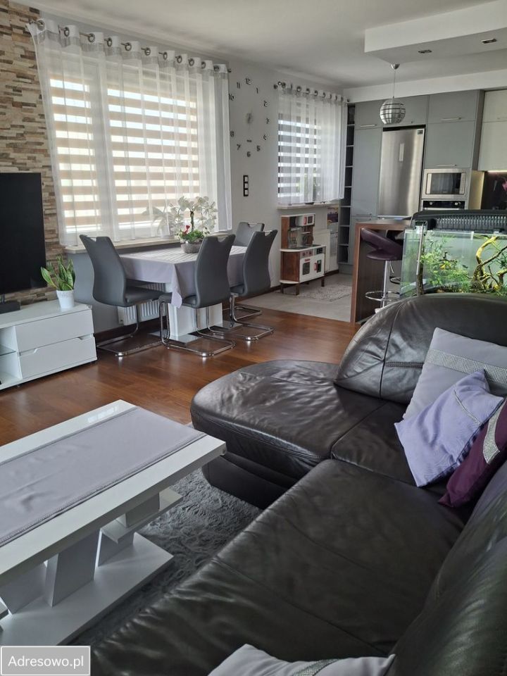 Mieszkanie 2-pokojowe Warszawa Targówek, ul. Montwiłłowska. Zdjęcie 1