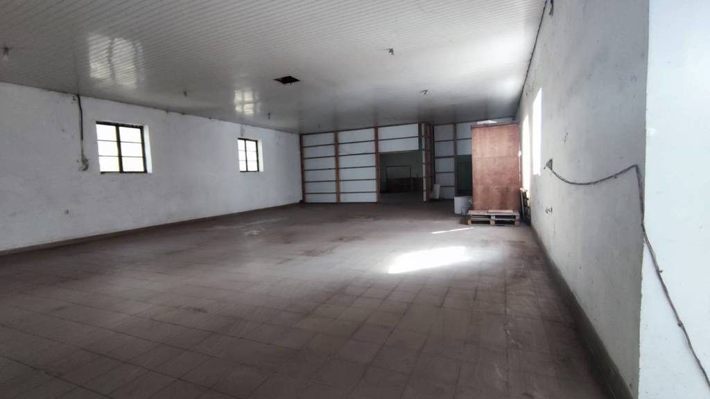 Hala/magazyn Ćwiklin. Zdjęcie 4