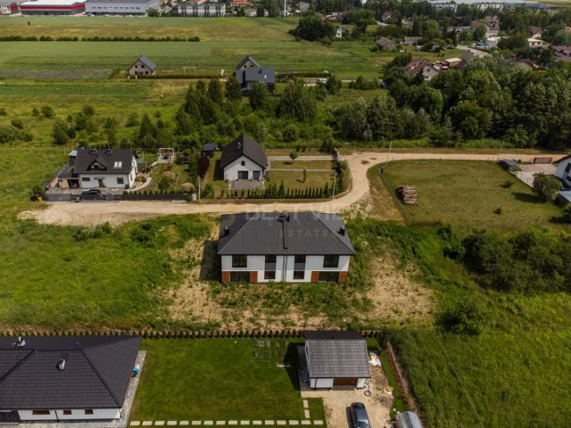 bliźniak, 5 pokoi Wólka Kosowska. Zdjęcie 11