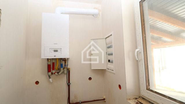 dom wolnostojący, 5 pokoi Kłaj. Zdjęcie 18