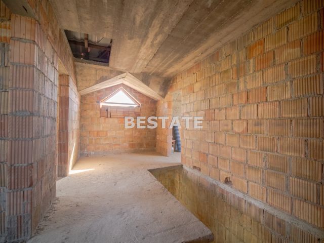 dom wolnostojący, 5 pokoi Zwiernik. Zdjęcie 11