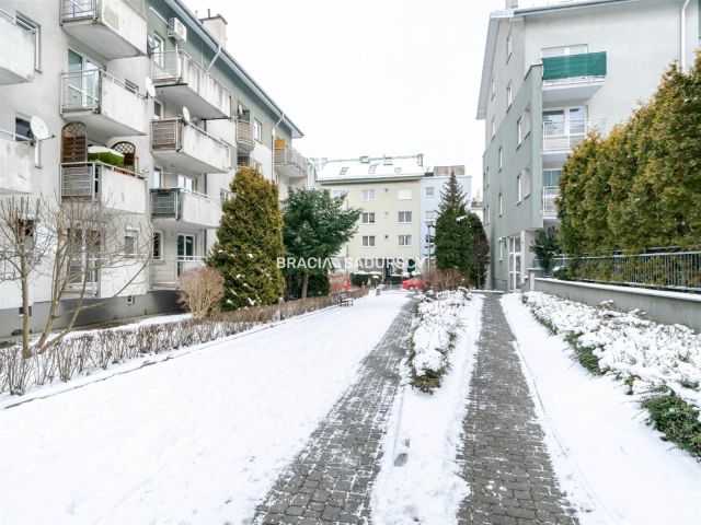 Mieszkanie 1-pokojowe Kraków Krowodrza, ul. Eljasza Walerego Radzikowskiego. Zdjęcie 24