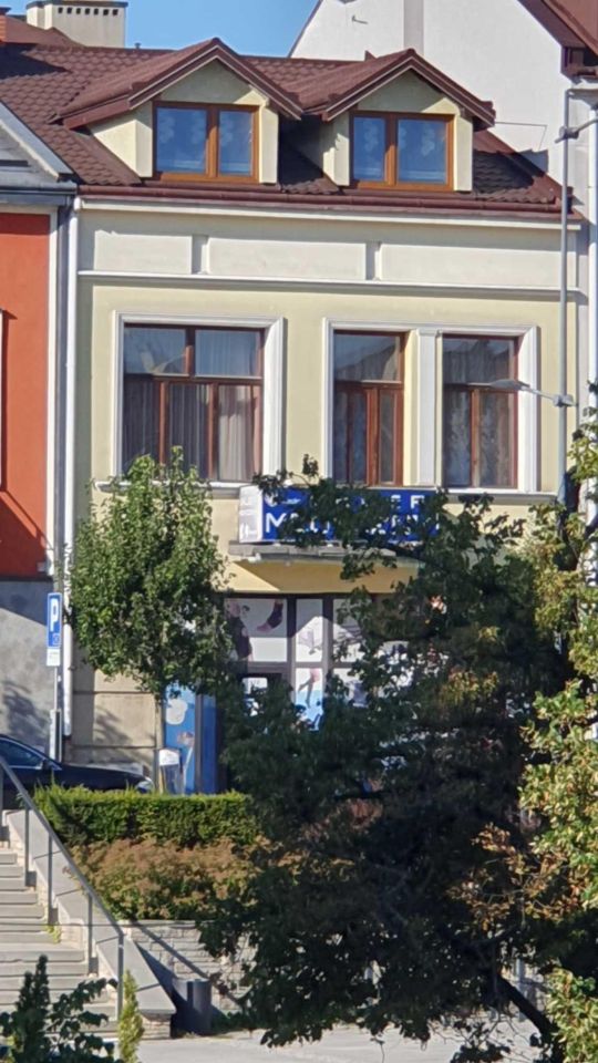 Nieruchomość komercyjna Gorlice Śródmieście, ul. Rynek. Zdjęcie 1