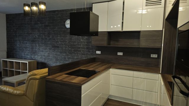 Mieszkanie 3-pokojowe Zielonka, ul. Prymasa Stefana Wyszyńskiego. Zdjęcie 5