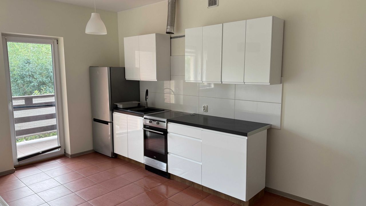 Mieszkanie 2-pokojowe Radunica. Zdjęcie 4