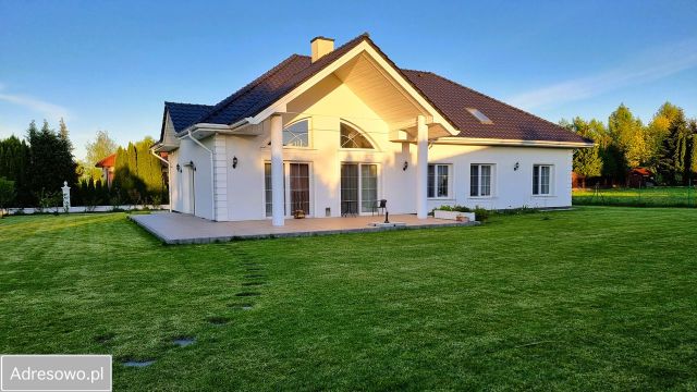 dom wolnostojący, 8 pokoi Panieńszczyzna. Zdjęcie 1