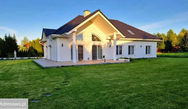 dom wolnostojący, 8 pokoi Panieńszczyzna