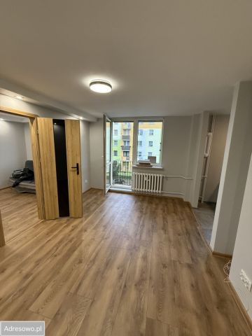 Mieszkanie 2-pokojowe Zgierz, ul. Konstantego Ildefonsa Gałczyńskiego. Zdjęcie 1