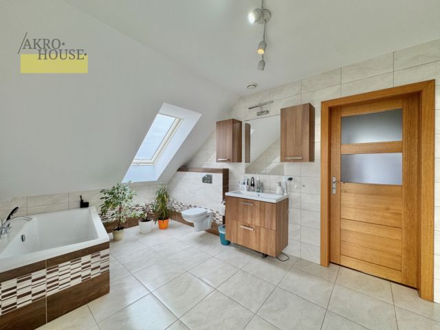 dom wolnostojący, 5 pokoi Połomia, ul. Bytomska. Zdjęcie 9