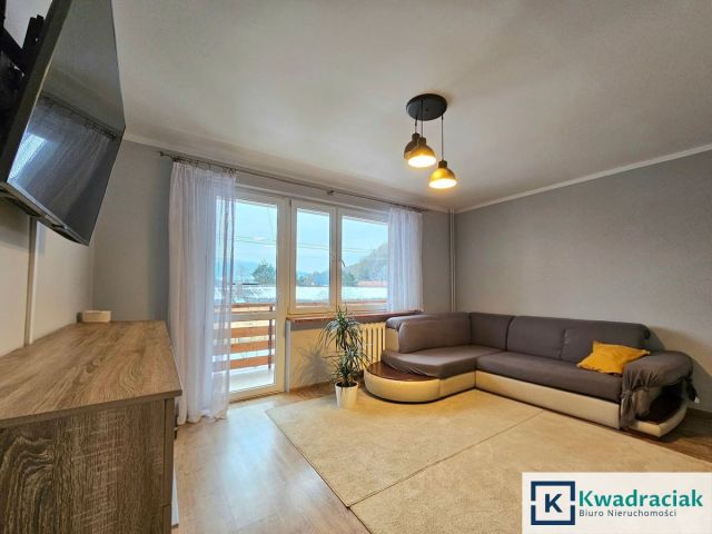 Mieszkanie 3-pokojowe Baligród, ul. Kazimierza Wielkiego. Zdjęcie 2