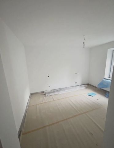 Mieszkanie 4-pokojowe Jelenia Góra. Zdjęcie 3