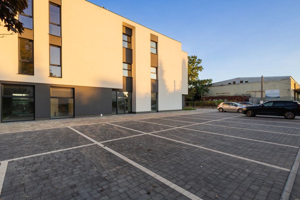 Nieruchomość komercyjna Warszawa Białołęka, ul. Modlińska. Zdjęcie 3