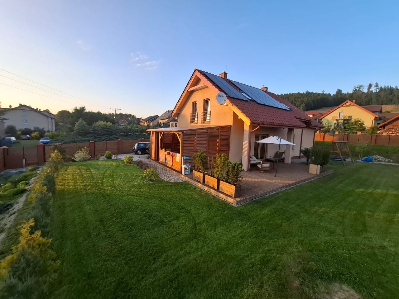 dom wolnostojący, 6 pokoi Czarny Bór, ul. Brzozowa