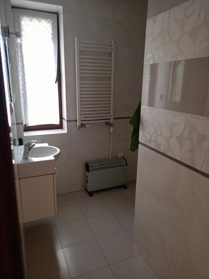 dom wolnostojący, 4 pokoje Lelice, ul. Słupecka. Zdjęcie 3