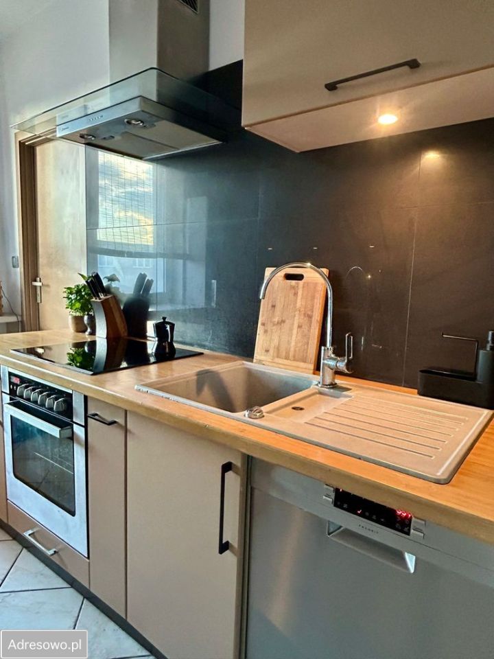 dom wolnostojący, 4 pokoje Rumia, ul. Różana. Zdjęcie 9