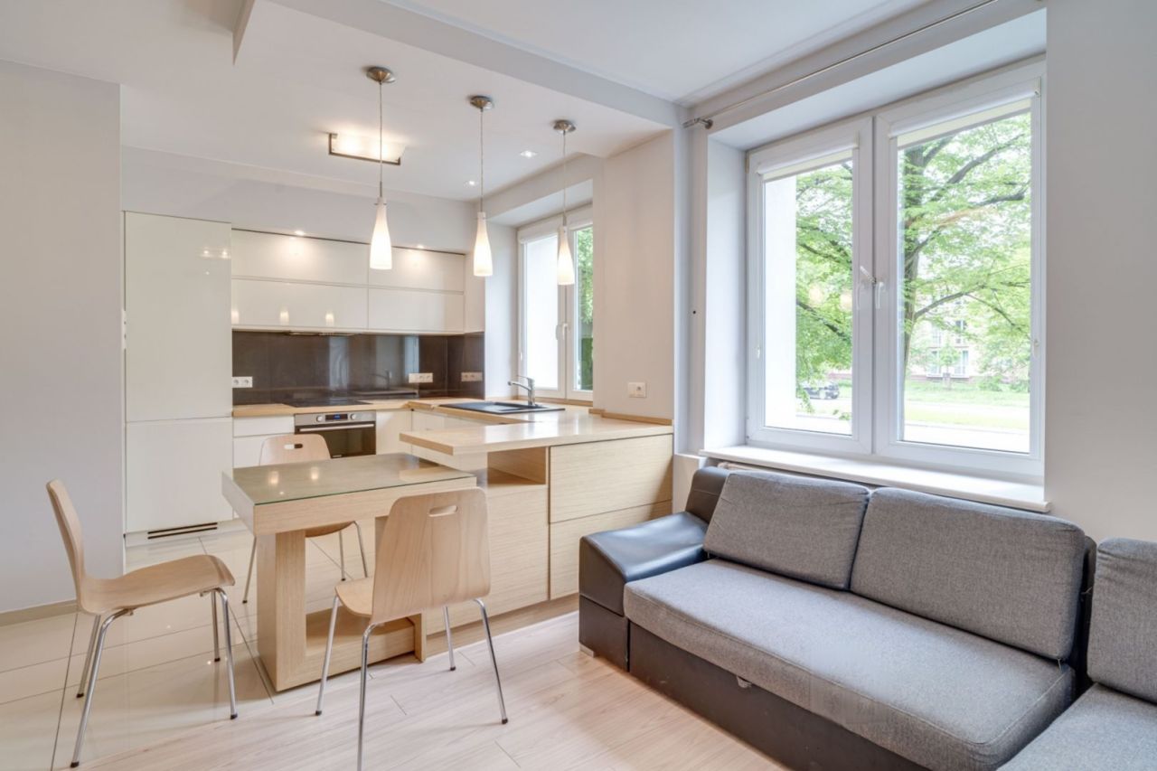 Mieszkanie 3-pokojowe Warszawa Sielce, ul. Jurija Gagarina. Zdjęcie 1