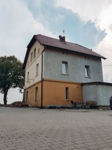 dom wolnostojący, 9 pokoi Głogów, ul. Generała Władysława Sikorskiego. Zdjęcie 1