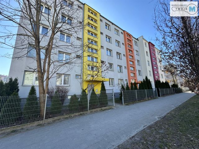 Mieszkanie 3-pokojowe Kielce Czarnów, ul. Jagiellońska. Zdjęcie 3