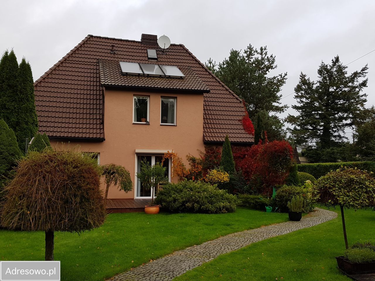 dom wolnostojący, 5 pokoi Dębnica Kaszubska. Zdjęcie 1