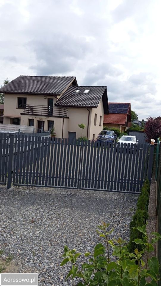 dom wolnostojący, 5 pokoi Dobczyce. Zdjęcie 2