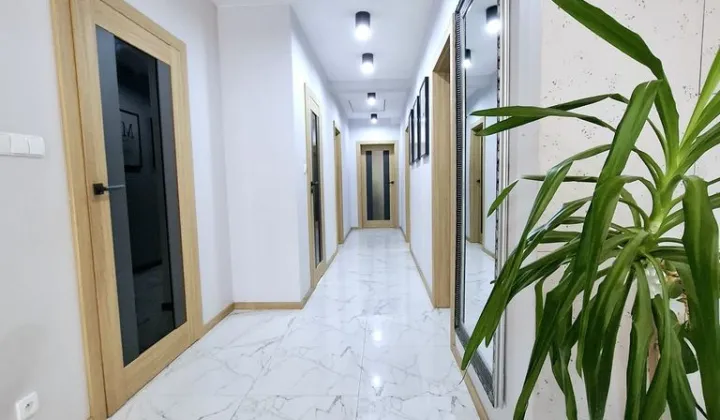 dom wolnostojący, 5 pokoi Radom Idalin, ul. Janiszpolska