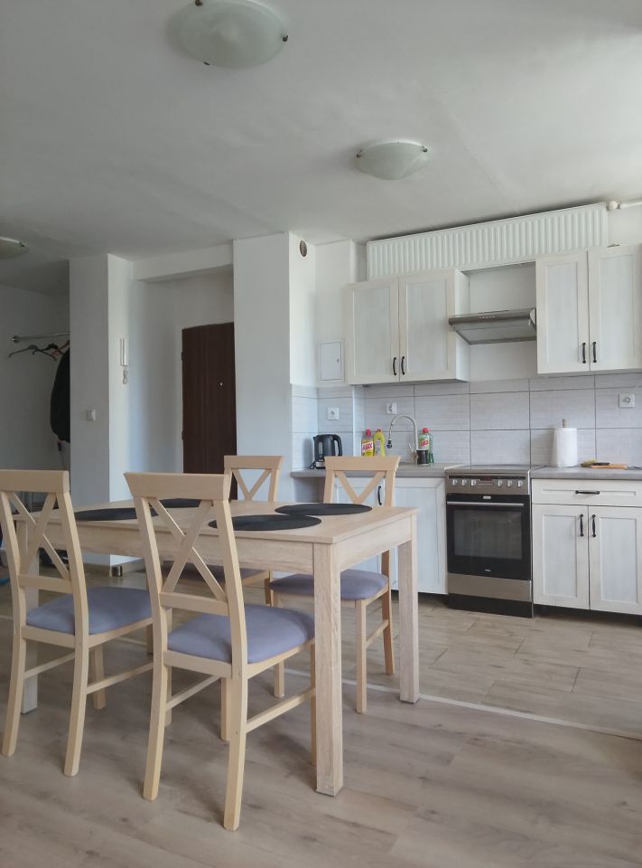 Mieszkanie 3-pokojowe Warszawa Praga-Południe, ul. Międzynarodowa. Zdjęcie 1