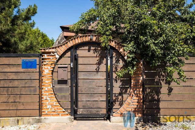 dom wolnostojący, 7 pokoi Izabelin-Dziekanówek, ul. Lasek Brzozowy. Zdjęcie 2