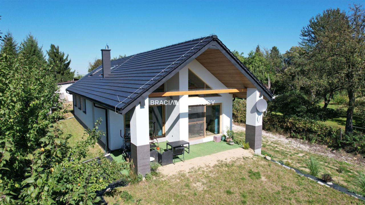 dom wolnostojący, 5 pokoi Miechów, ul. Ogrodowa. Zdjęcie 5