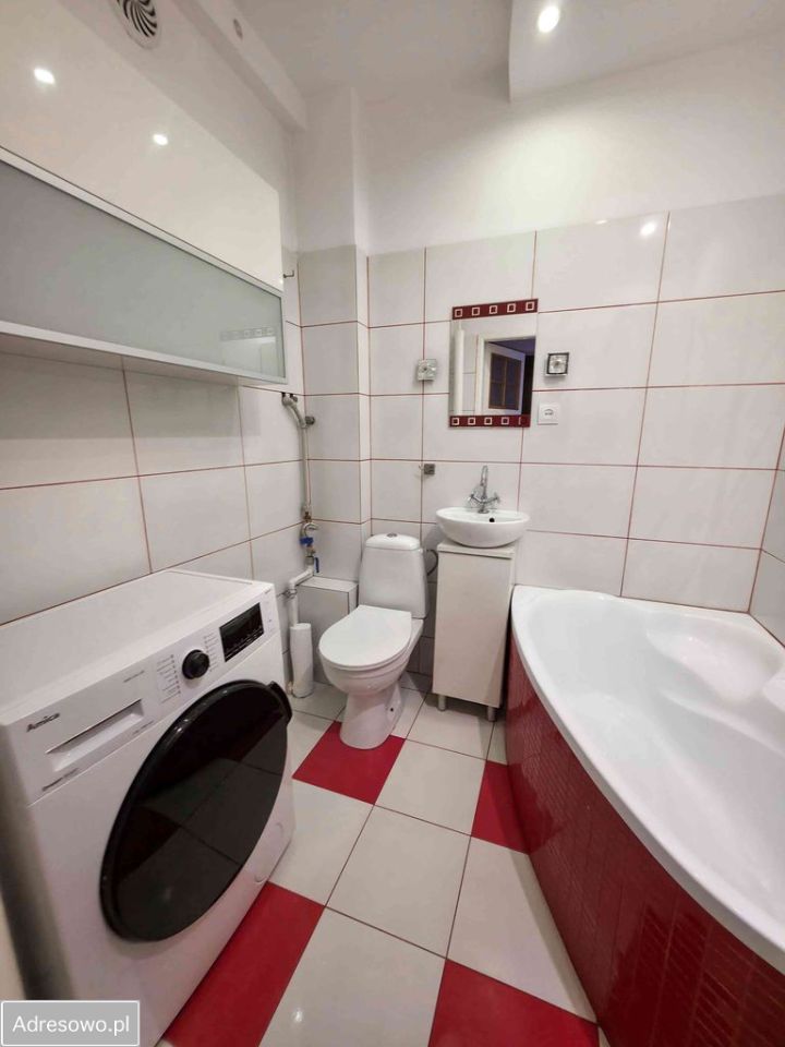 Mieszkanie 2-pokojowe Pabianice, ul. Piotra Bardowskiego. Zdjęcie 9