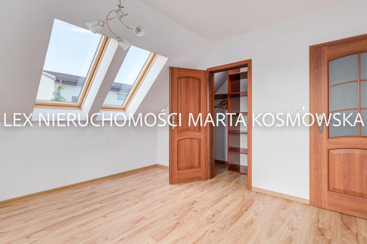 dom wolnostojący, 5 pokoi Raszyn. Zdjęcie 4