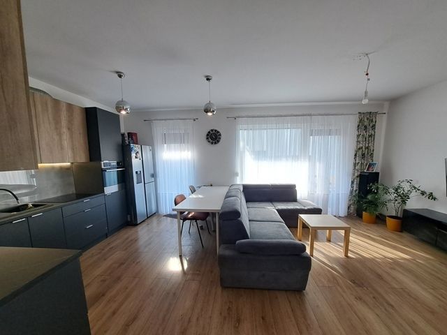 Mieszkanie 3-pokojowe Złotniki. Zdjęcie 2