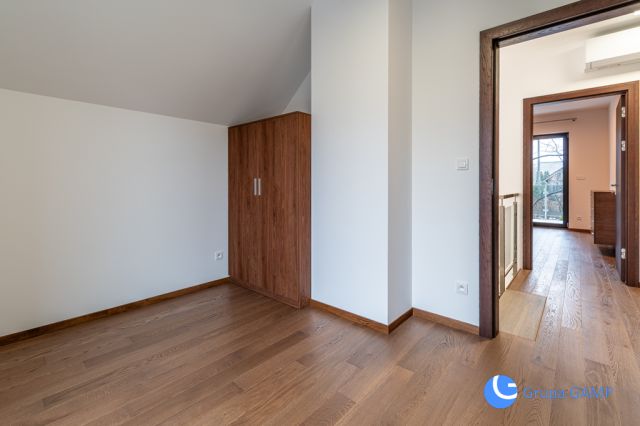 dom wolnostojący, 4 pokoje Bibice, ul. Bławatkowa. Zdjęcie 12