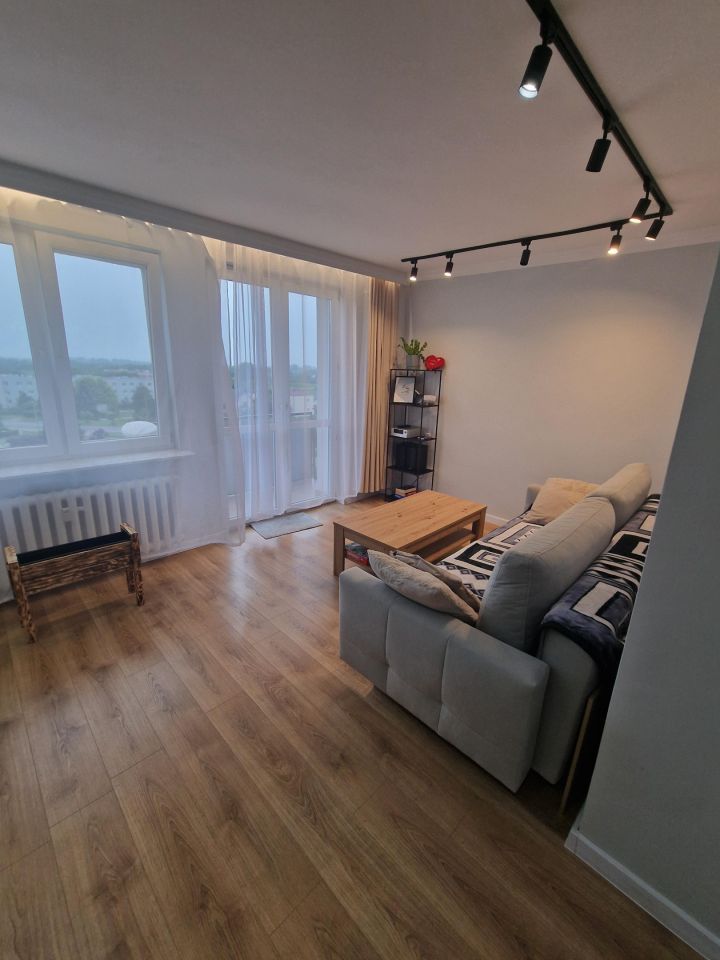 Mieszkanie 4-pokojowe Milejów, Partyzancka. Zdjęcie 1