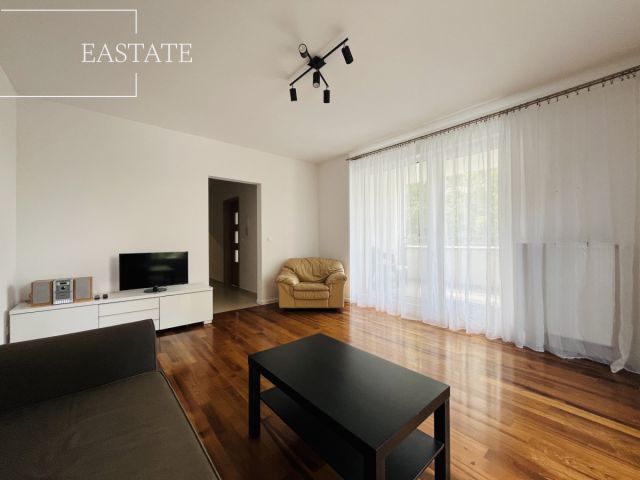 Mieszkanie 2-pokojowe Warszawa Gocław, ul. Jugosłowiańska. Zdjęcie 2