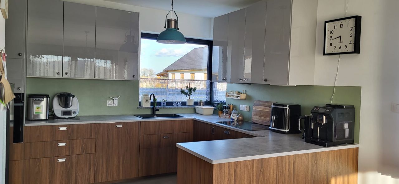 dom wolnostojący, 5 pokoi Olszany, Olszany. Zdjęcie 1