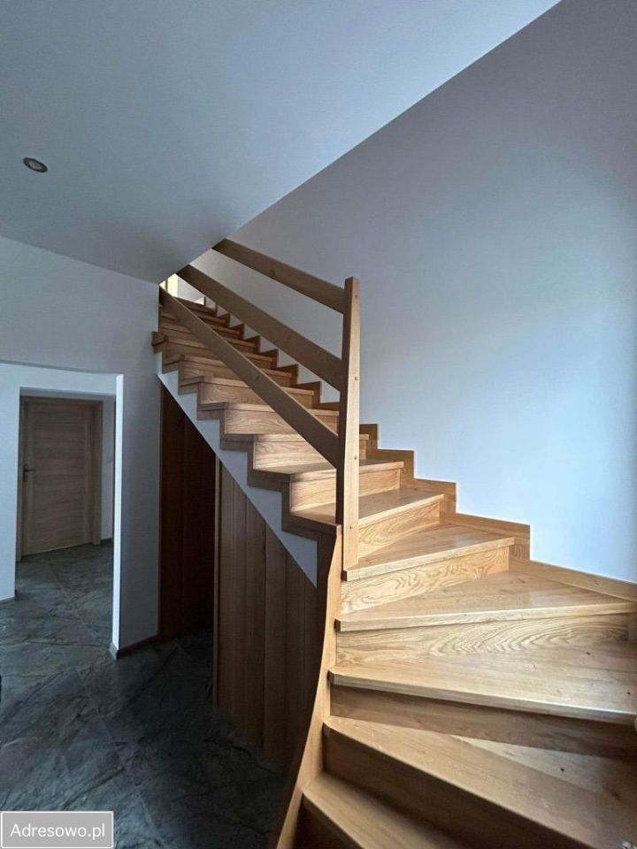 dom wolnostojący, 6 pokoi Gilów. Zdjęcie 10