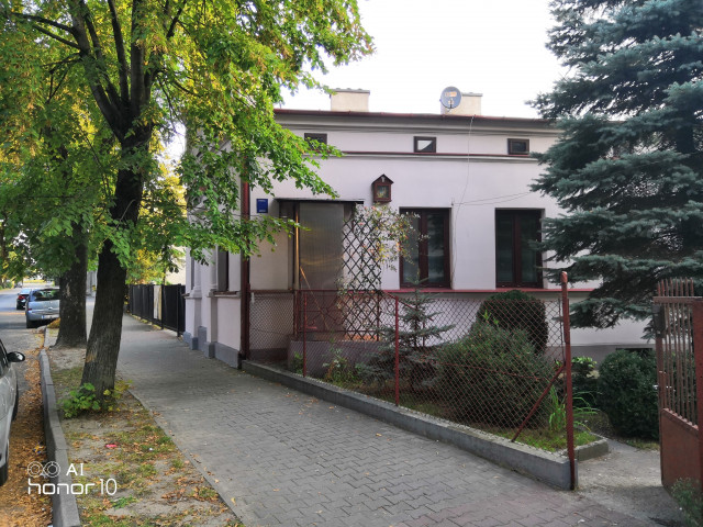 dom wolnostojący, 3 pokoje Piotrków Trybunalski Śródmieście, ul. Łódzka. Zdjęcie 1