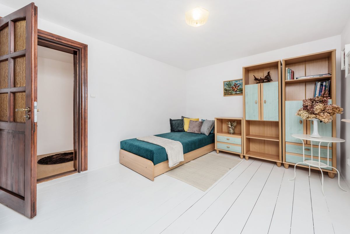 dom wolnostojący, 7 pokoi Czernichów. Zdjęcie 17