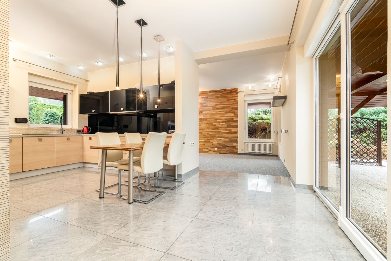 dom wolnostojący, 8 pokoi Mierzyn, ul. Długa. Zdjęcie 10