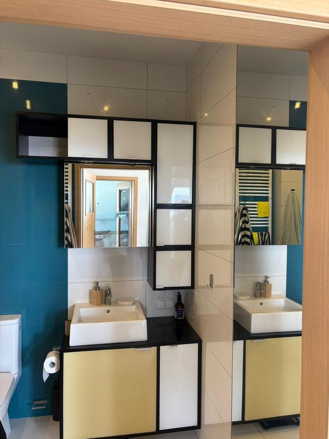 Mieszkanie 4-pokojowe Kielanówka. Zdjęcie 12