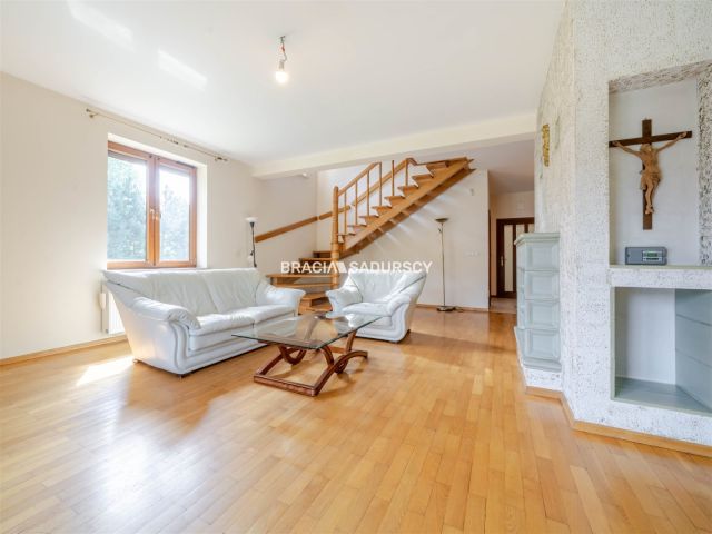 dom wolnostojący, 5 pokoi Zabierzów. Zdjęcie 34