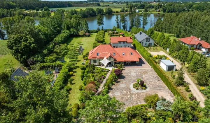 dom wolnostojący, 11 pokoi Rudzienice