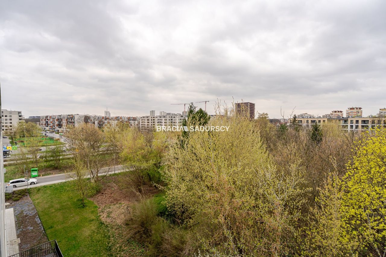 Mieszkanie 4-pokojowe Kraków Czyżyny, ul. Stanisława Lema. Zdjęcie 19