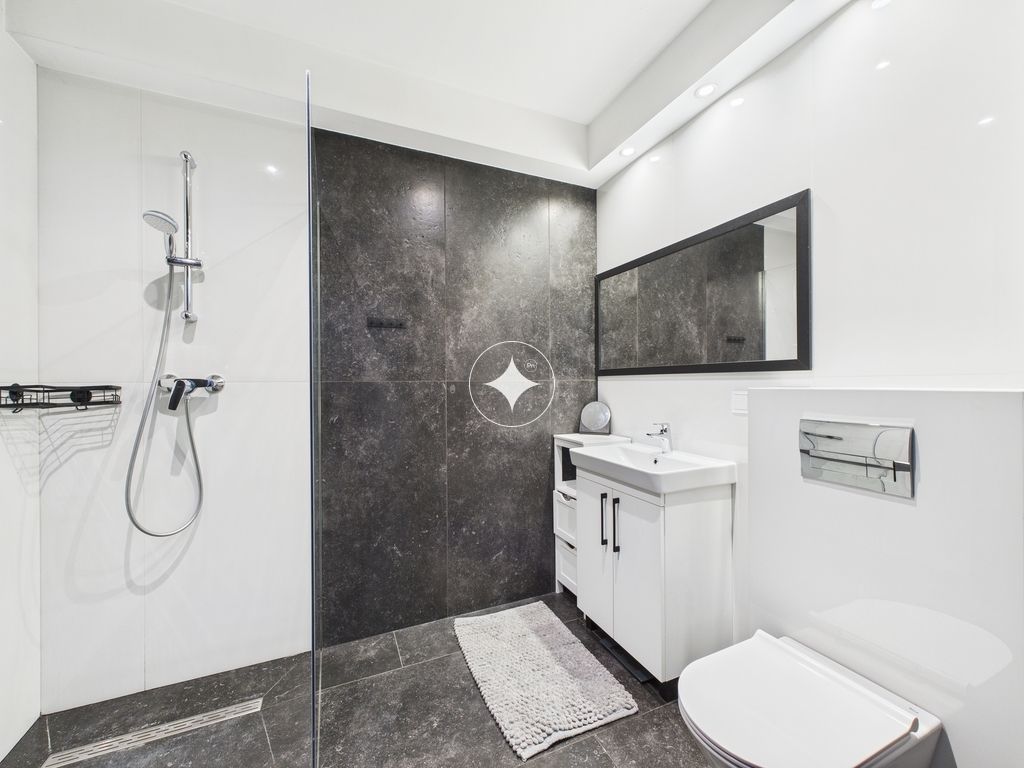 dom wolnostojący, 6 pokoi Warkałki. Zdjęcie 8