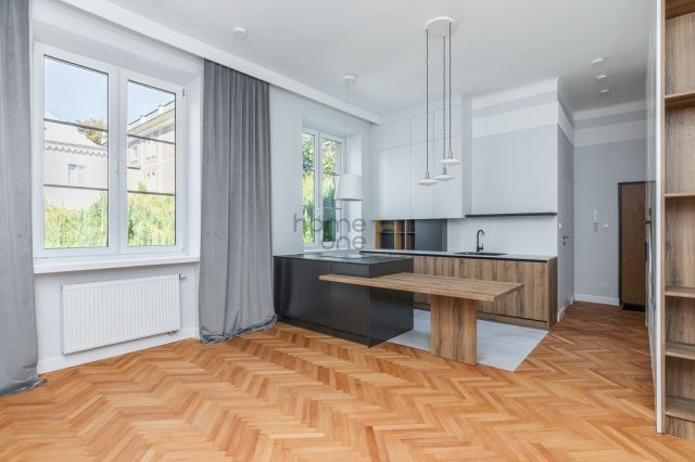 Mieszkanie 3-pokojowe Warszawa Śródmieście, ul. Nowy Świat. Zdjęcie 2