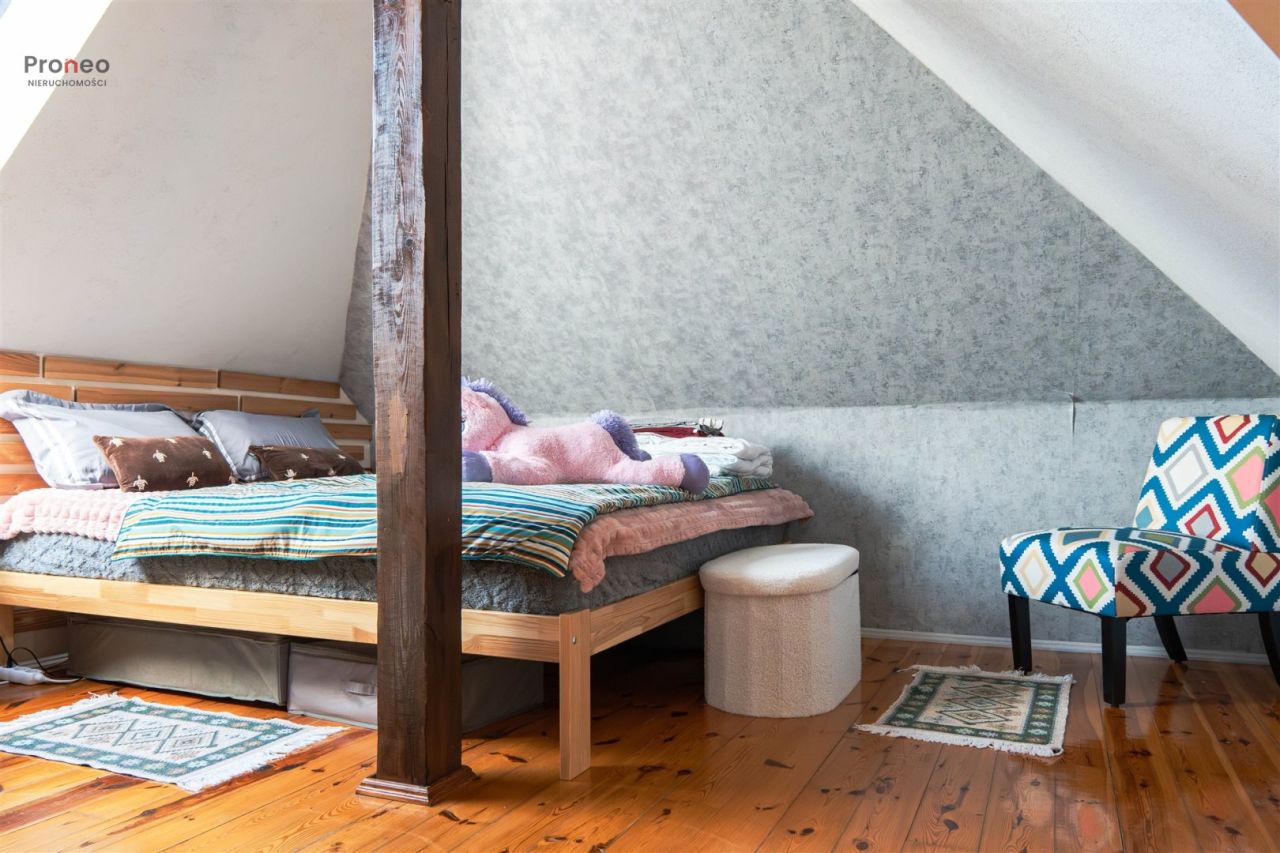 bliźniak, 5 pokoi Konin. Zdjęcie 17